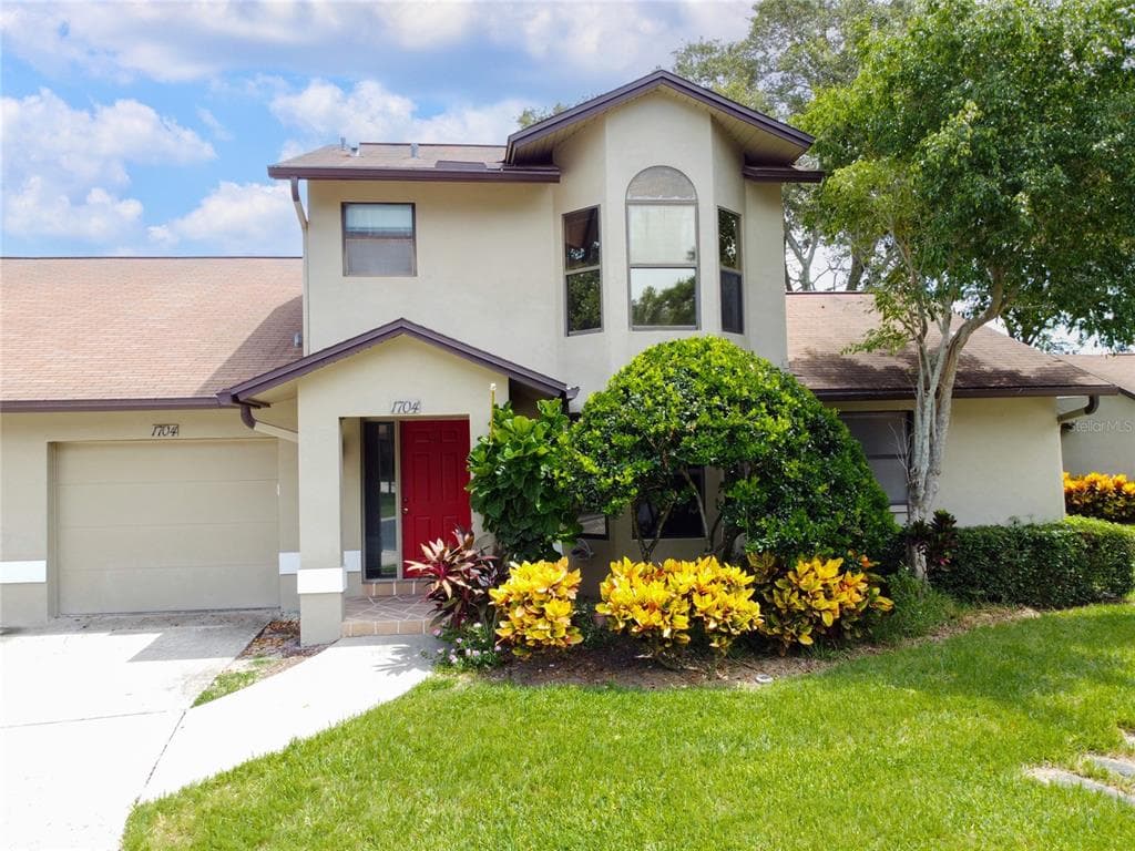 1704 HAMILTON COURT DUNEDIN, FL 34698