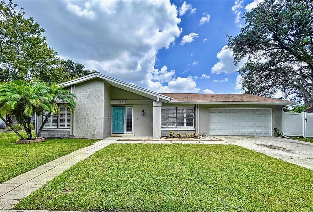 10615 WILLOWBRAE DRIVE TAMPA, FL 33624