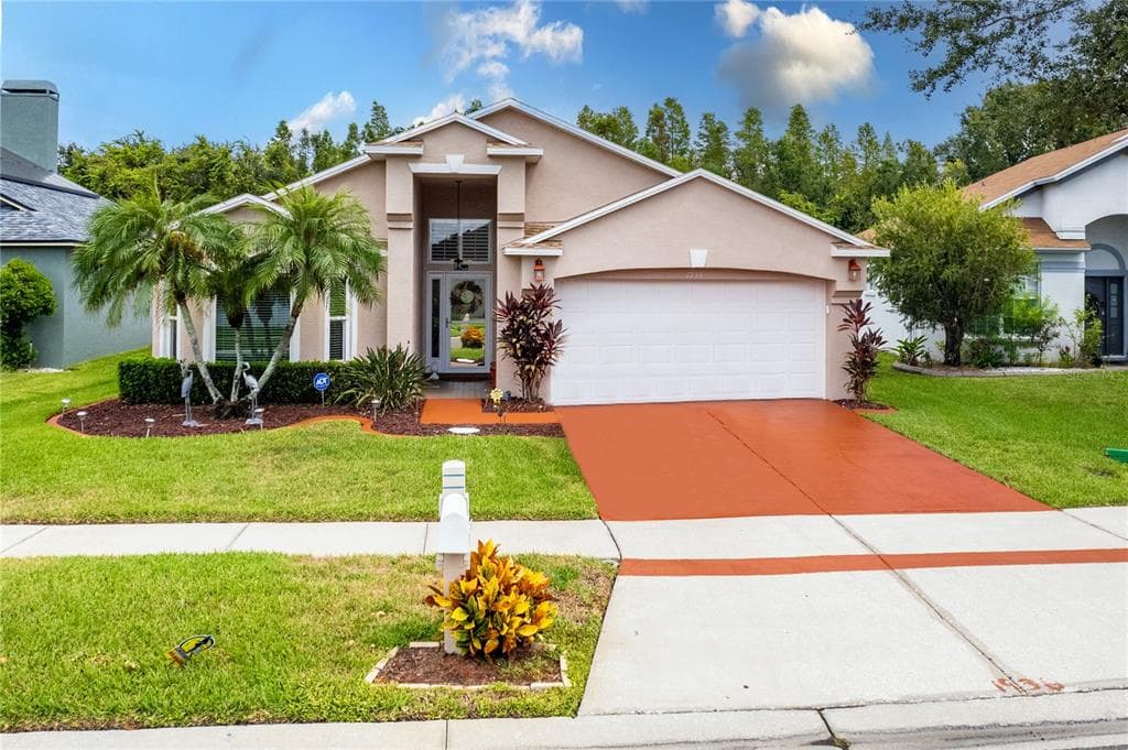 1938 GRENVILLE COURT WESLEY CHAPEL, FL 33543