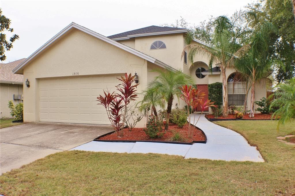 1506 SCOTCH PINE DRIVE BRANDON, FL 33511