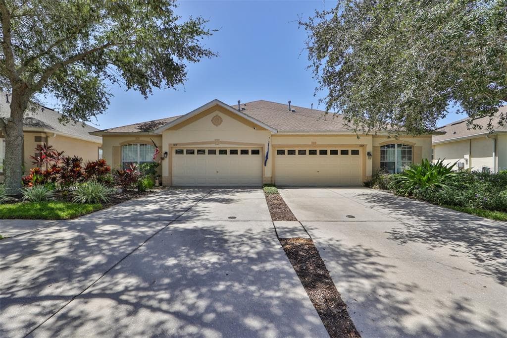 7437 SURREY PINES DRIVE APOLLO BEACH, FL 33572