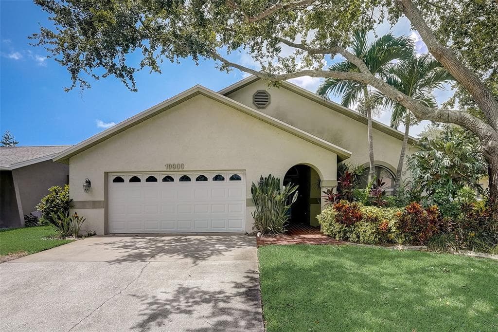 10900 63RD WAY N PINELLAS PARK, FL 33782