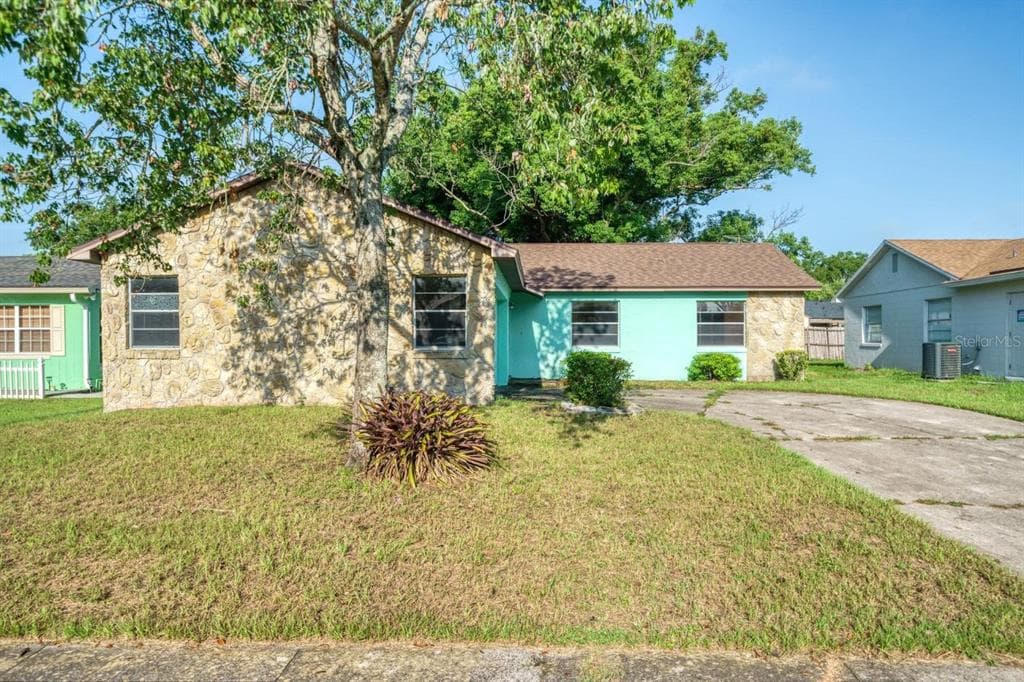 6920 ALPERT DRIVE ORLANDO, FL 32810