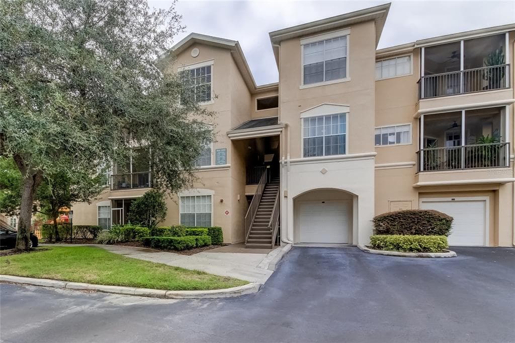 5125 PALM SPRINGS BOULEVARD UNIT 4202 TAMPA, FL 33647