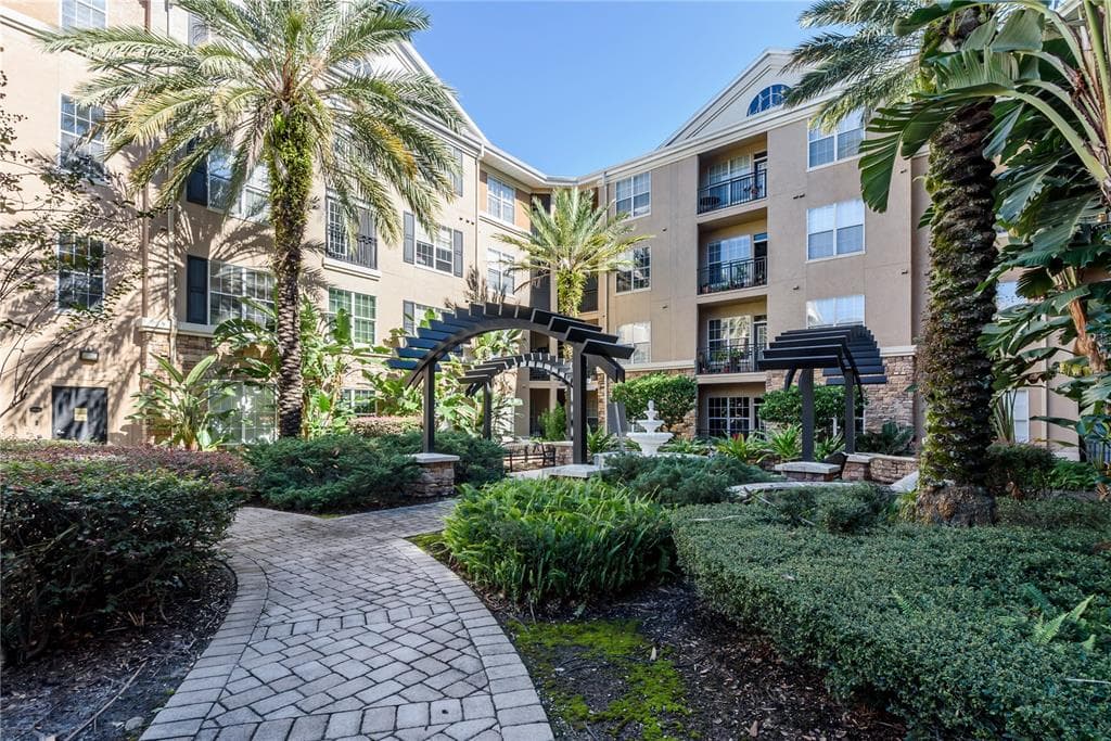 4221 W SPRUCE STREET UNIT 2428 TAMPA, FL 33607