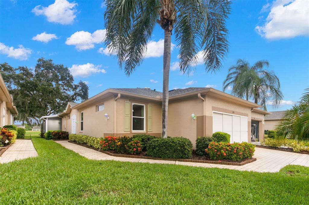 2115 ACADIA GREENS DRIVE SUN CITY CENTER, FL 33573