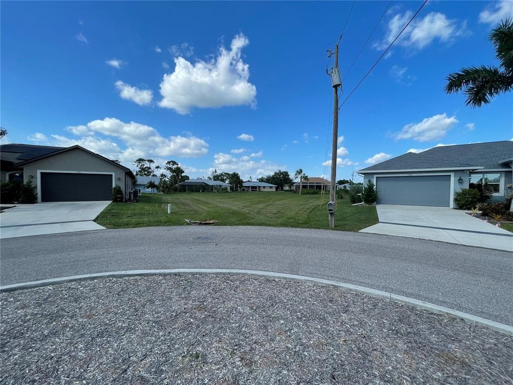 7338 N FICUS TREE PUNTA GORDA, FL 33955