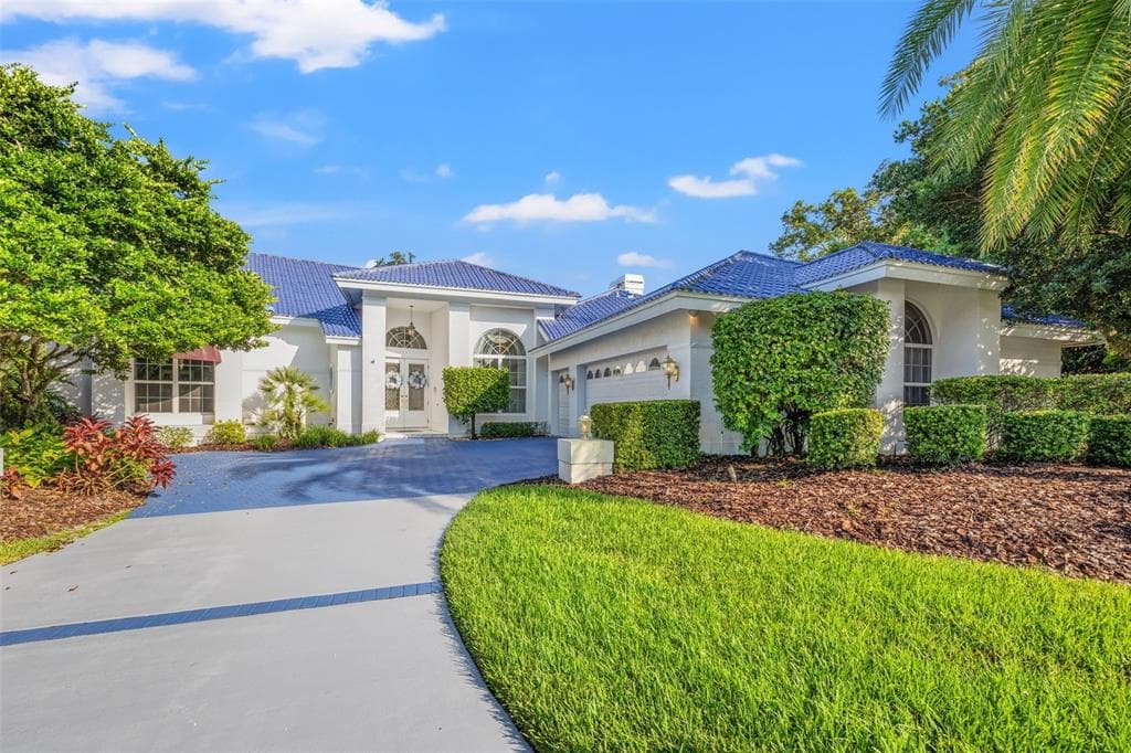 5443 BLUE HERON LANE WESLEY CHAPEL, FL 33543