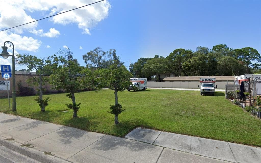 101 CLEARWATER-LARGO ROAD LARGO, FL 33770