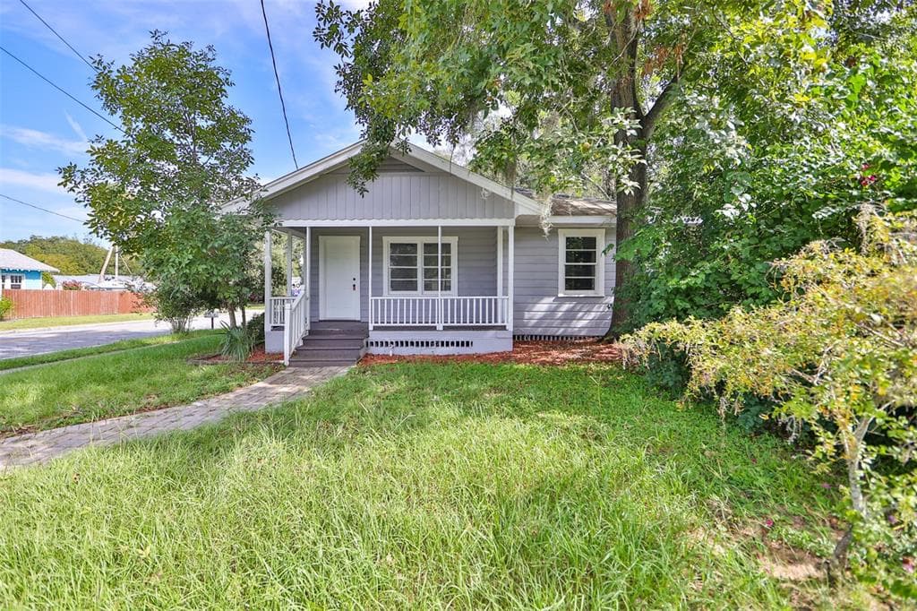 219 W ARIANA ST A & B LAKELAND, FL 33803
