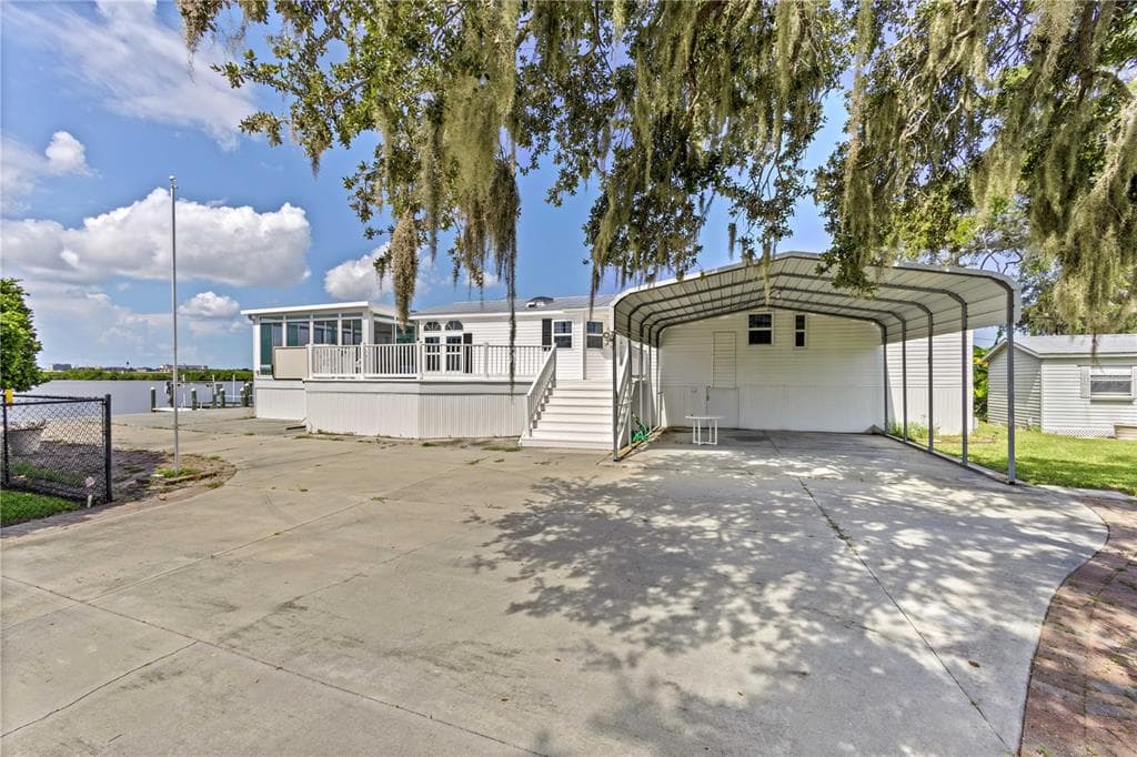 329 4TH STREET W PALMETTO, FL 34221