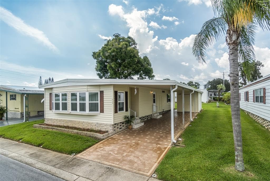 215 RED MAPLE DRIVE PALM HARBOR, FL 34684