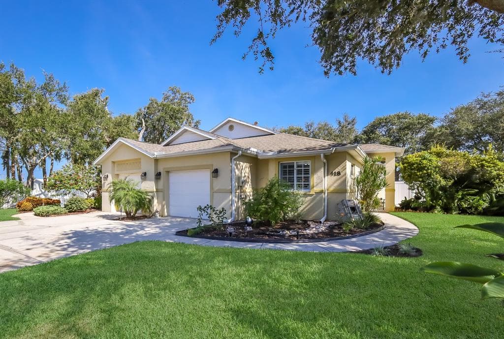 418 28TH STREET W PALMETTO, FL 34221
