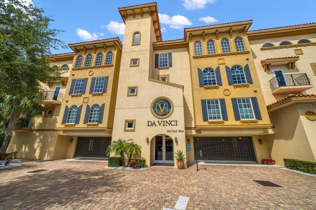 940 GULF BOULEVARD UNIT 306 INDIAN ROCKS BEACH, FL 33785