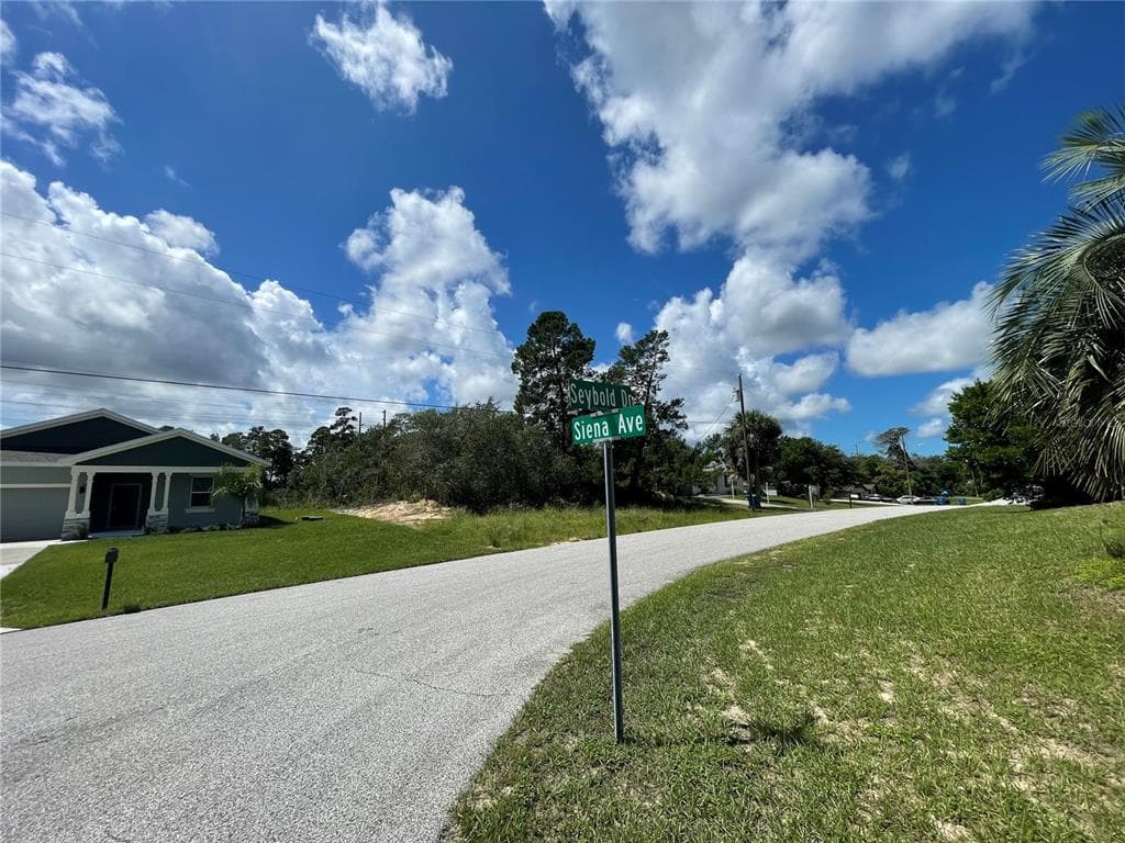 12474 SEYBOLD DRIVE SPRING HILL, FL 34608