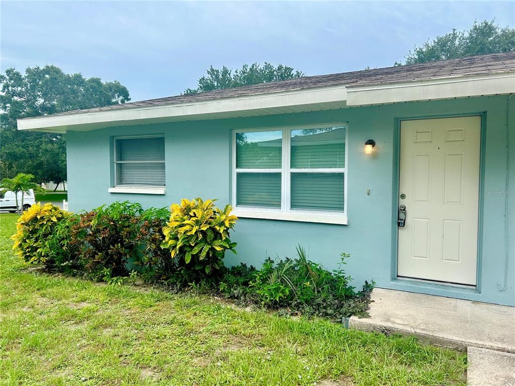 266 2ND STREET SW LARGO, FL 33770