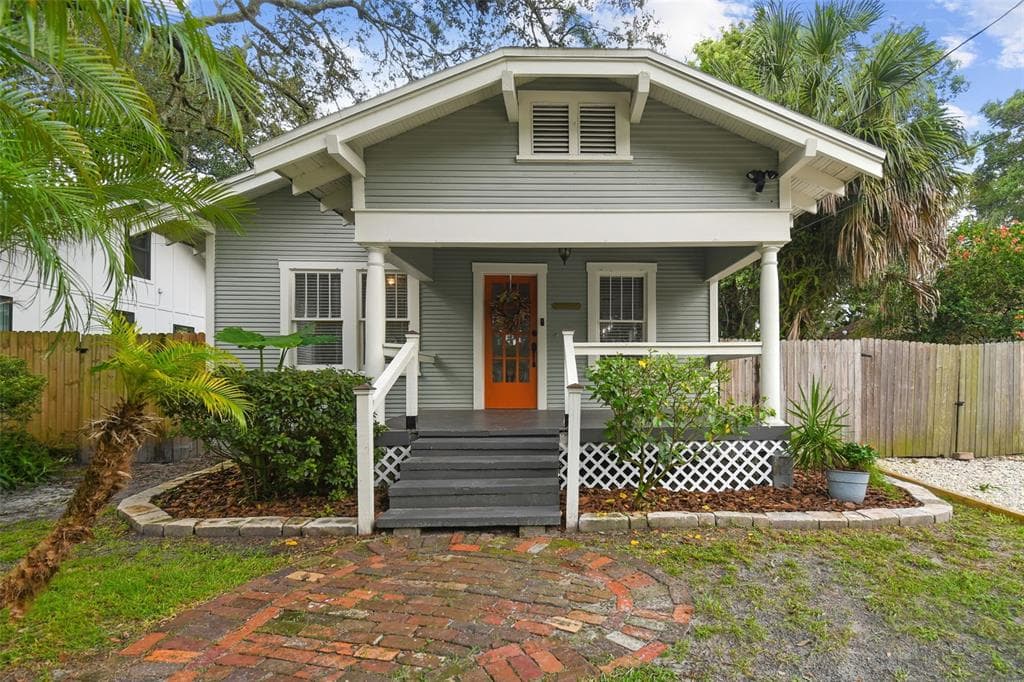 1303 E CURTIS STREET TAMPA, FL 33603