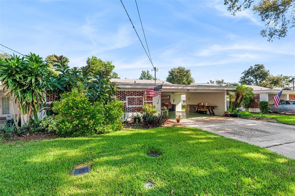 725 AVENUE Q SE WINTER HAVEN, FL 33880