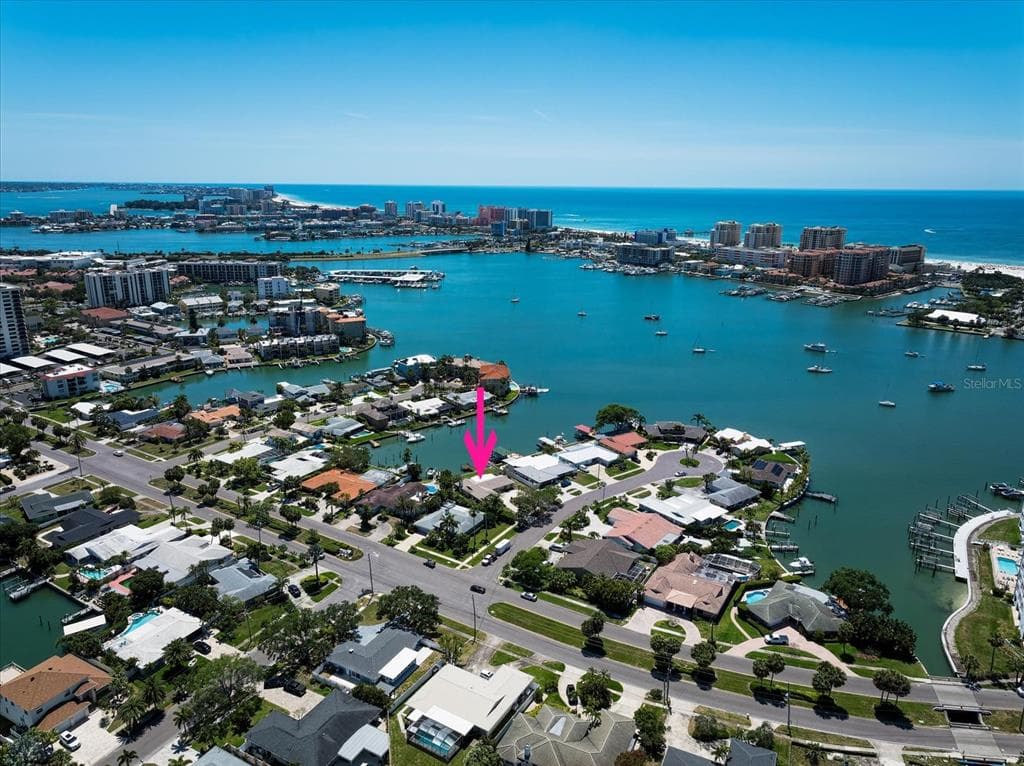 229 PALM ISLAND NW CLEARWATER, FL 33767
