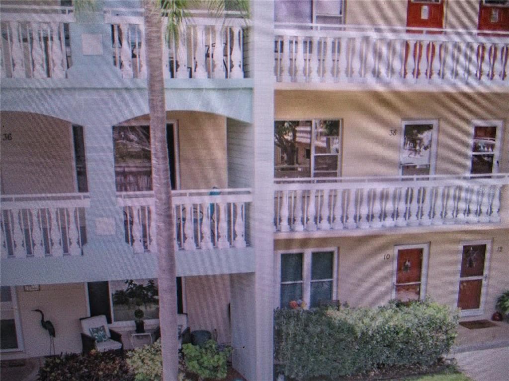 2330 ECUADORIAN WAY UNIT 38 CLEARWATER, FL 33763