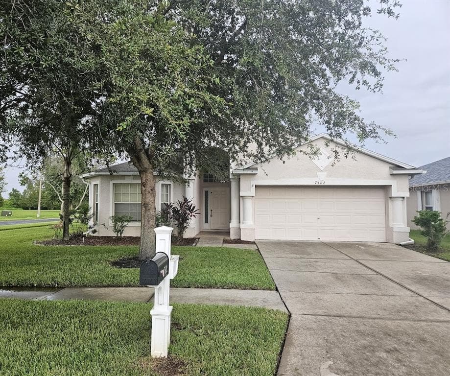 7402 PULTENEY DRIVE WESLEY CHAPEL, FL 33545