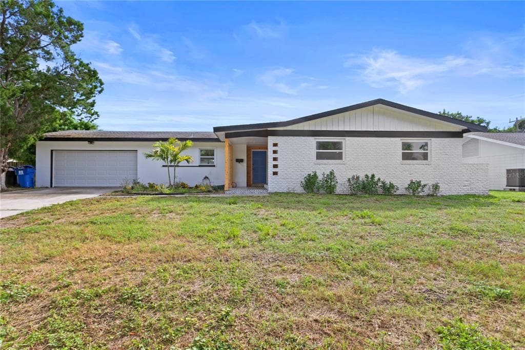 3864 50TH AVENUE S ST PETERSBURG, FL 33711