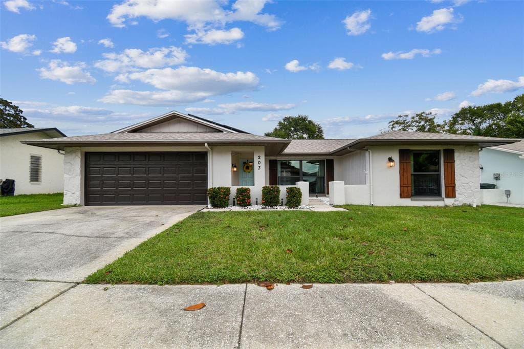 203 NESTLEBRANCH DRIVE SAFETY HARBOR, FL 34695