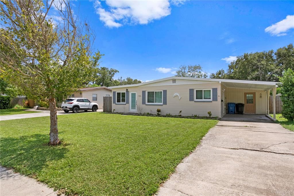 1586 77TH AVENUE N ST PETERSBURG, FL 33702