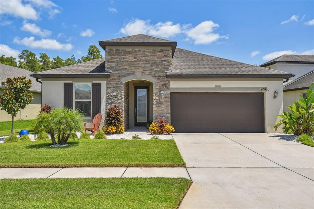 4716 ROLLING GREEN DRIVE WESLEY CHAPEL, FL 33543