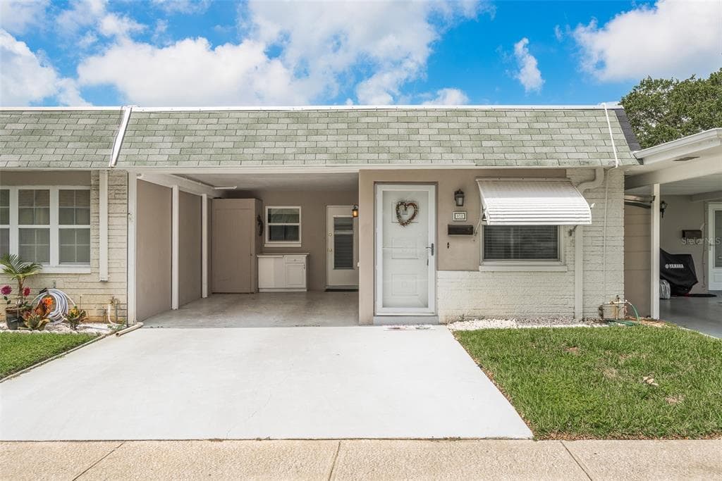 172 PORTREE DRIVE DUNEDIN, FL 34698