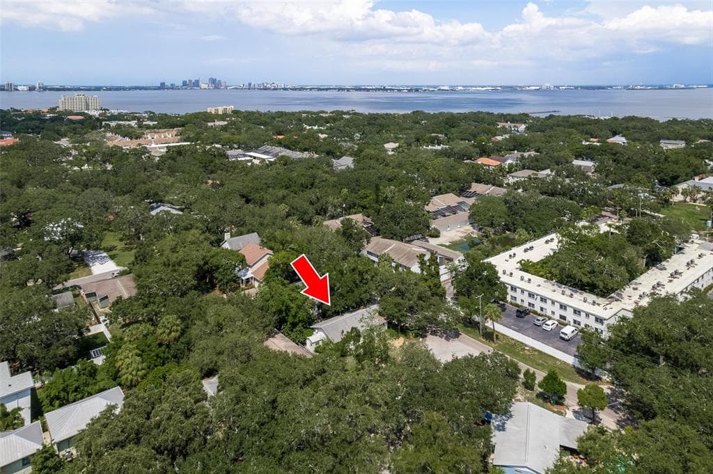 5409 S RUSSELL STREET TAMPA, FL 33611