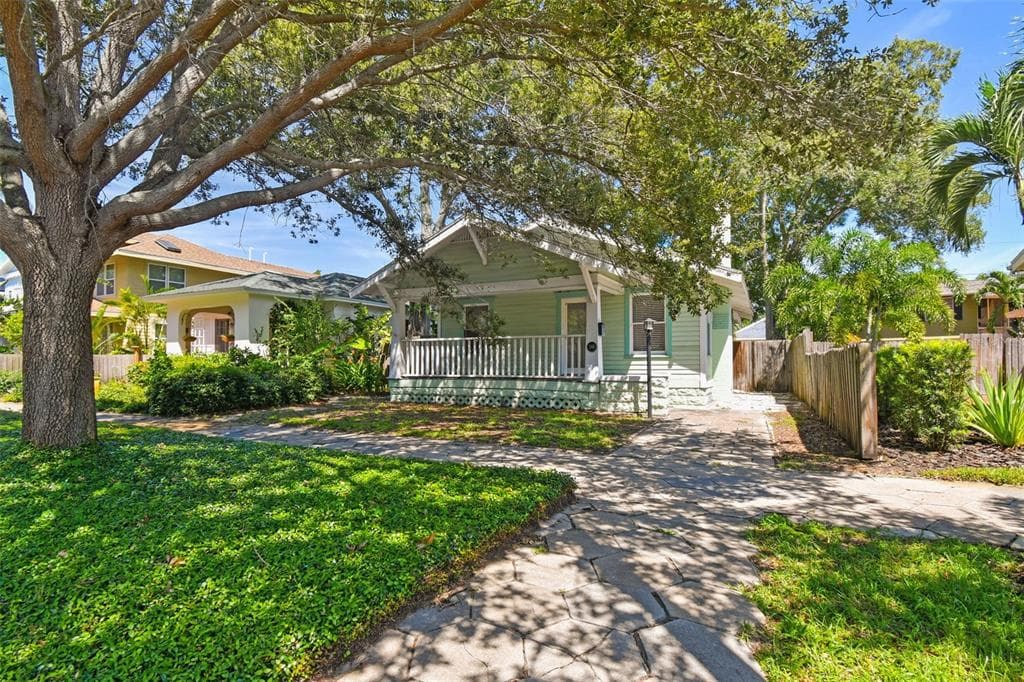 245 12TH AVENUE NE ST PETERSBURG, FL 33701