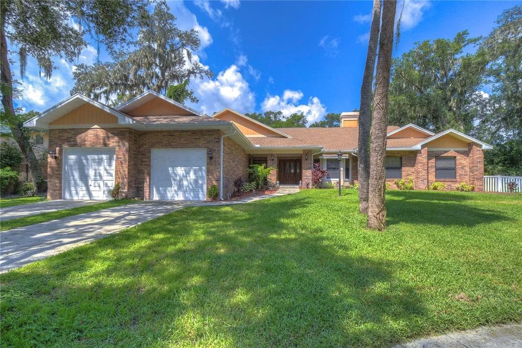 2103 HERNDON STREET DOVER, FL 33527
