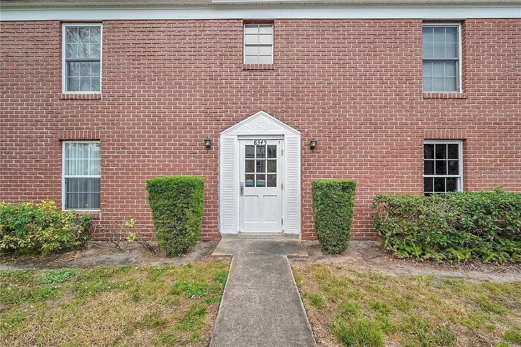 8345 13TH STREET N UNIT A ST PETERSBURG, FL 33702