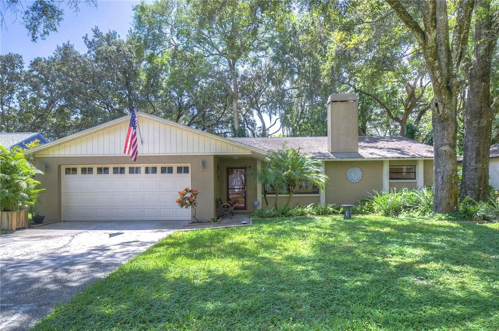 2327 TOWERY TRAIL LUTZ, FL 33549