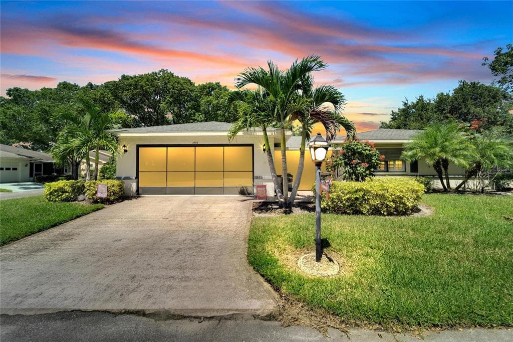 1539 INGRAM DRIVE SUN CITY CENTER, FL 33573