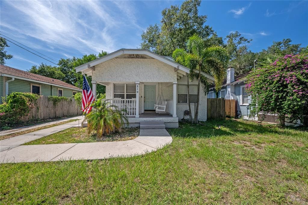 210 W HANNA AVENUE TAMPA, FL 33604