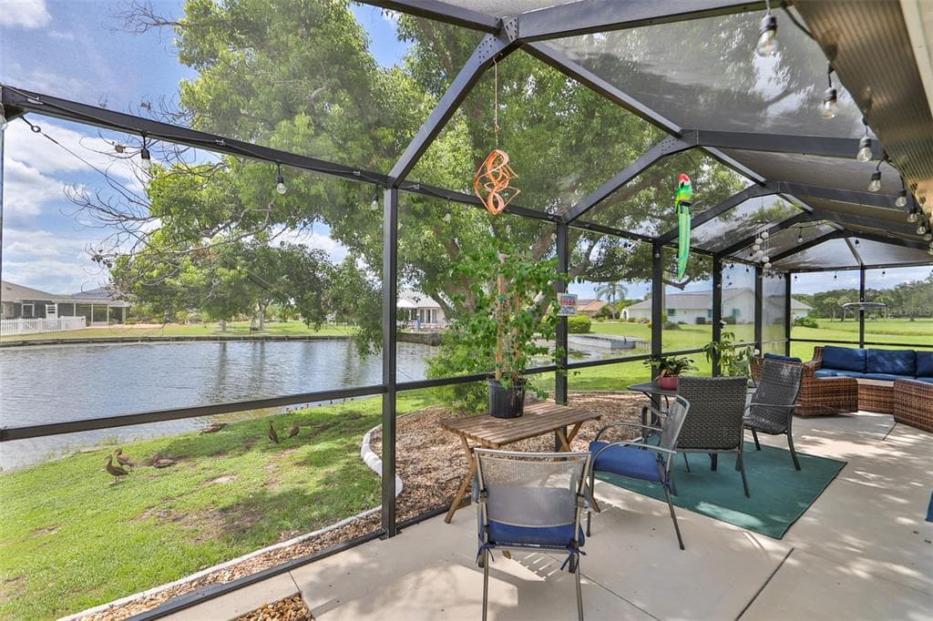 2112 W VIEW DRIVE SUN CITY CENTER, FL 33573
