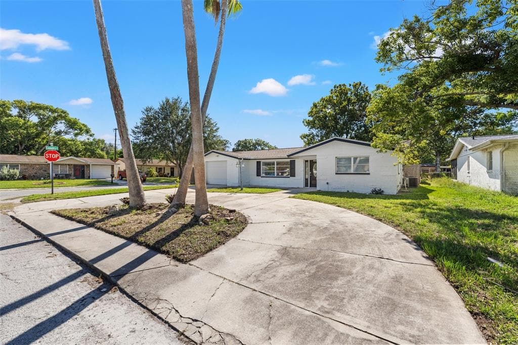10735 GAWAIN ROAD PORT RICHEY, FL 34668