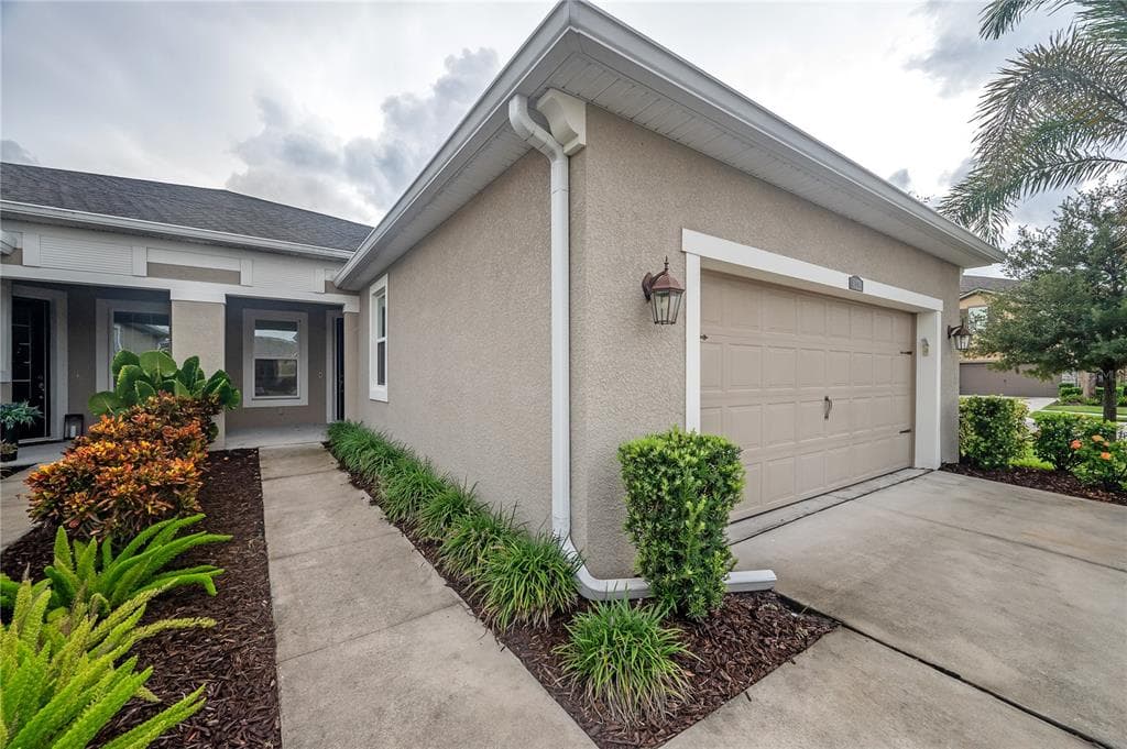 10320 PLANER PICKET DRIVE RIVERVIEW, FL 33569
