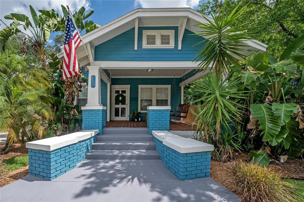 804 E FRIERSON AVENUE TAMPA, FL 33603