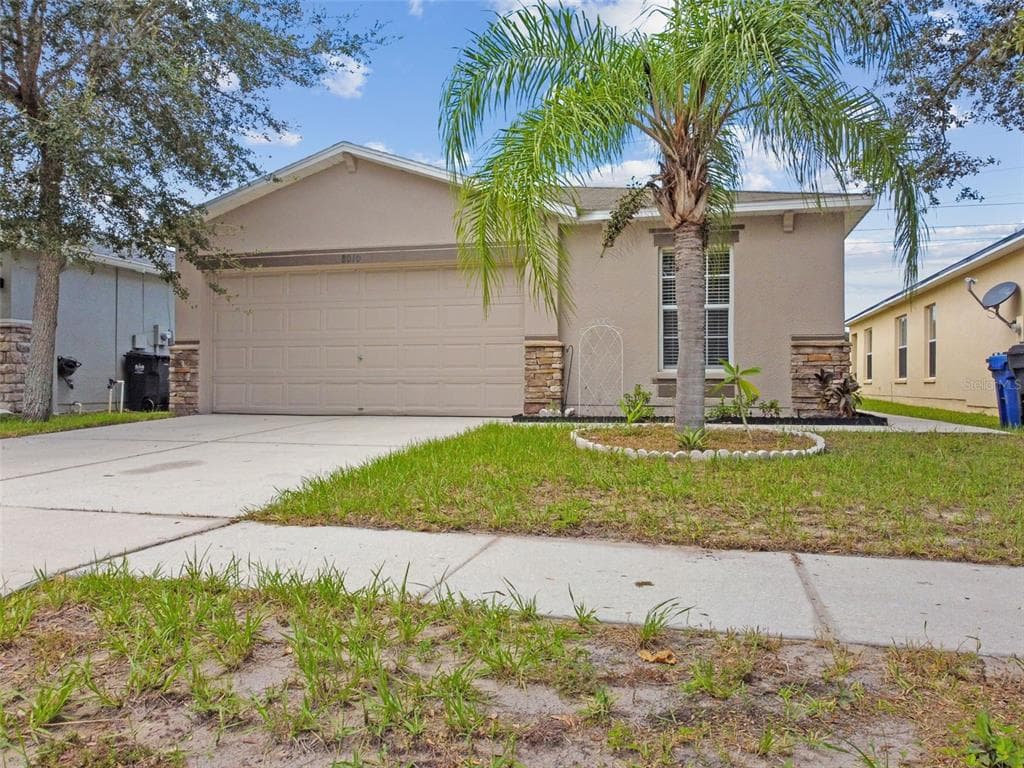 8010 CARRIAGE POINTE DRIVE GIBSONTON, FL 33534