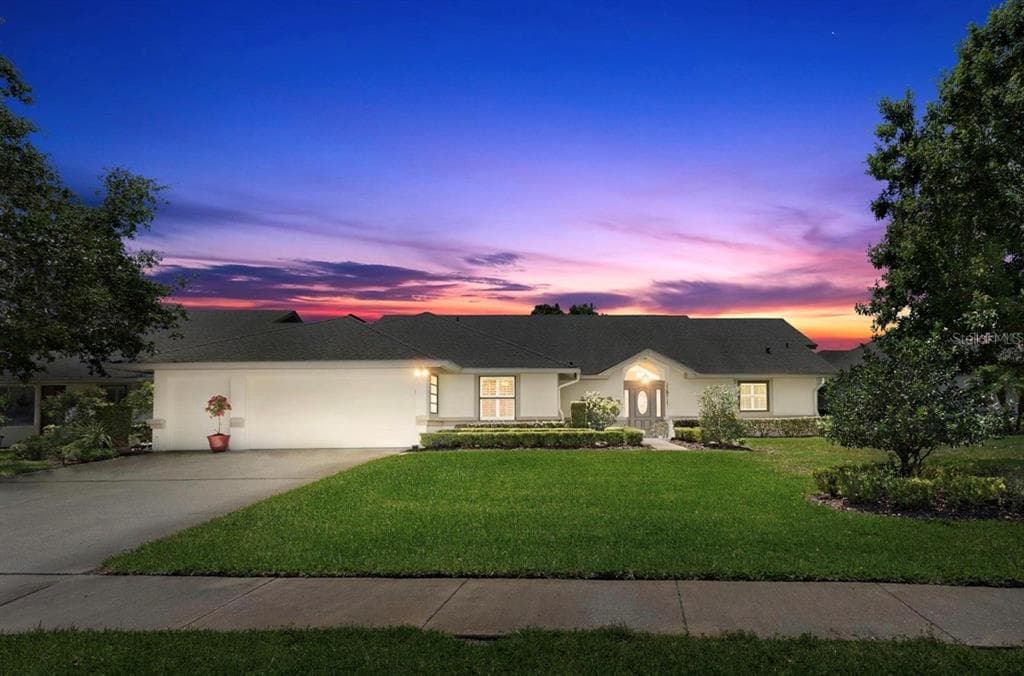 2604 ROYAL LIVERPOOL DRIVE TARPON SPRINGS, FL 34688