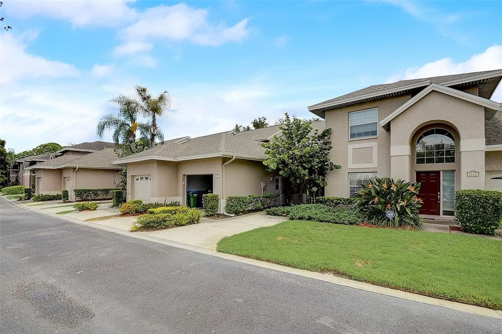 8578 SWEET MAGNOLIA PLACE SEMINOLE, FL 33777