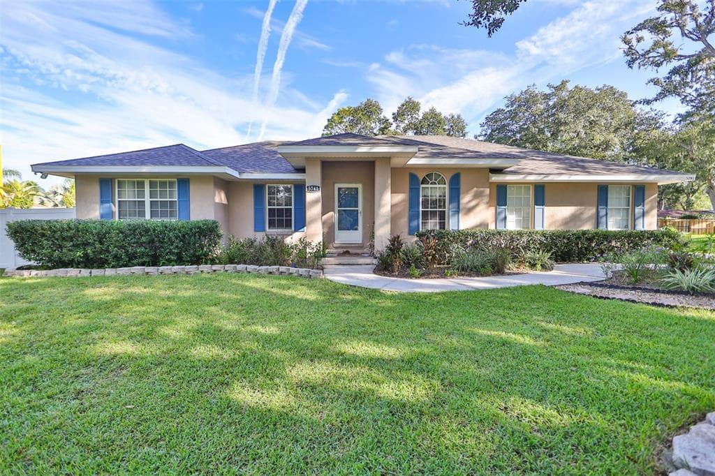 5741 BUCK RUN DRIVE LAKELAND, FL 33811
