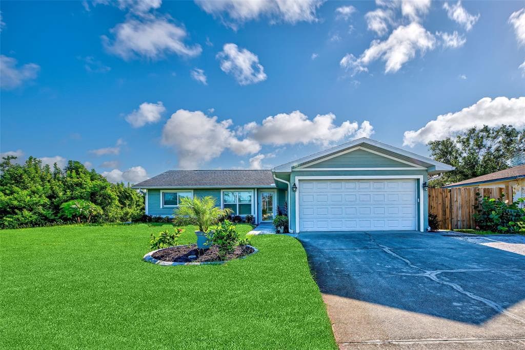 6358 SPINNAKER BOULEVARD ENGLEWOOD, FL 34224