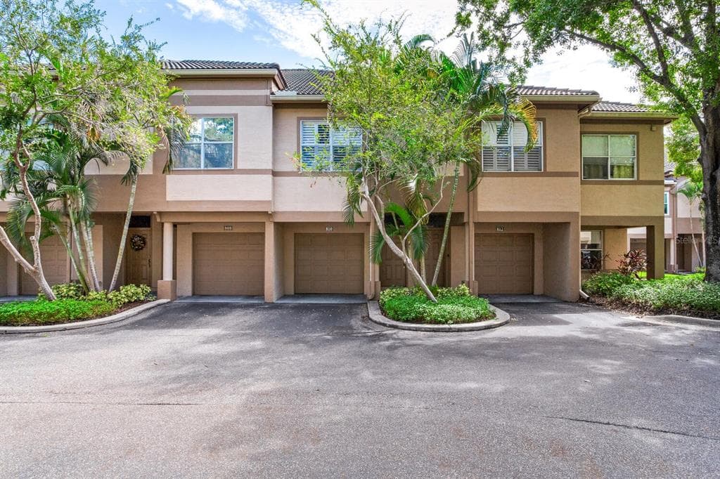 810 NORMANDY TRACE ROAD TAMPA, FL 33602