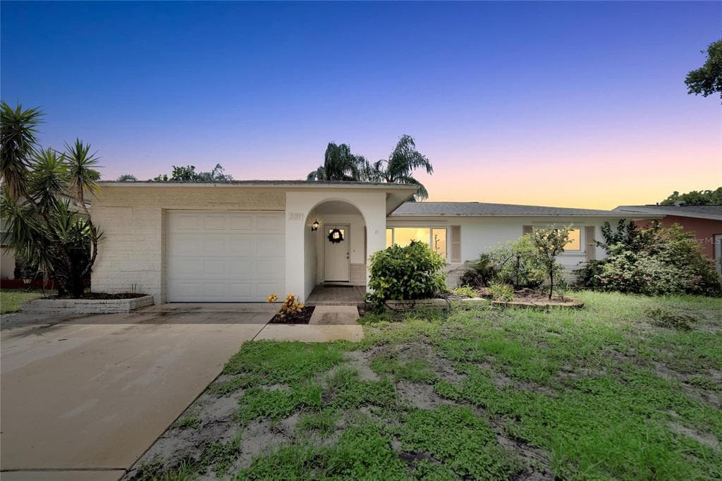 2127 SCOTLAND DRIVE CLEARWATER, FL 33763