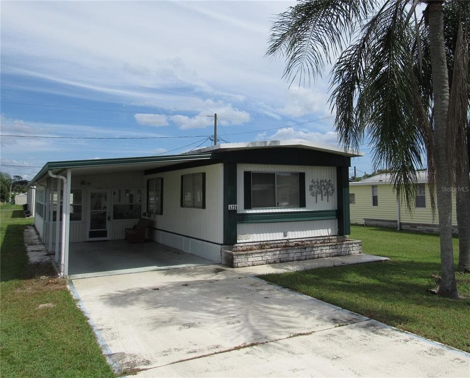 5238 BETTY STREET ZEPHYRHILLS, FL 33542
