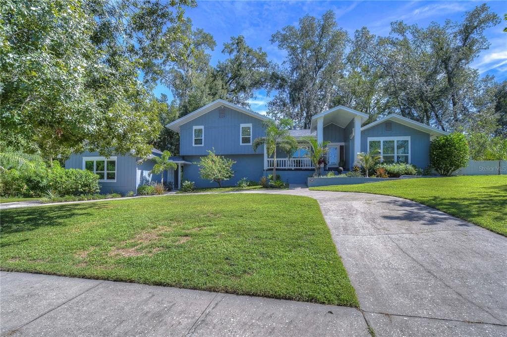 108 HOLLY TREE LANE BRANDON, FL 33511
